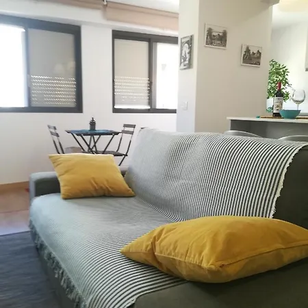 Paula's Beach Appartement *