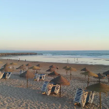Paula's Beach Appartement